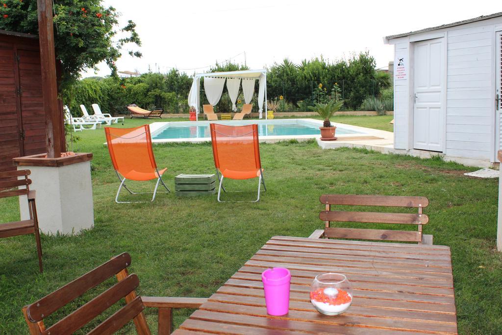 Casa Vacanze Il Giardino Dei Girasoli Марина-ди-Рагуза Экстерьер фото