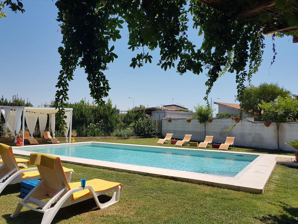 Casa Vacanze Il Giardino Dei Girasoli Марина-ди-Рагуза Экстерьер фото